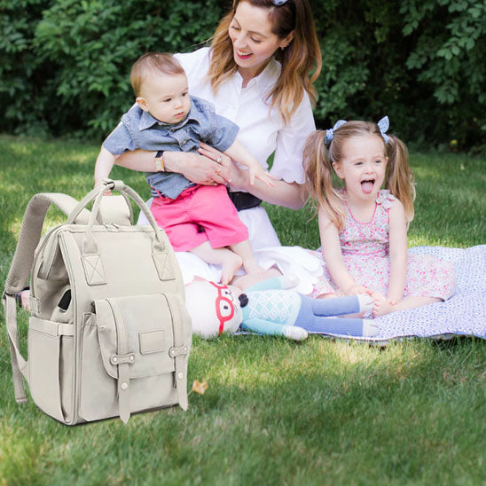 sac à dos à langer piqueniquer en famille